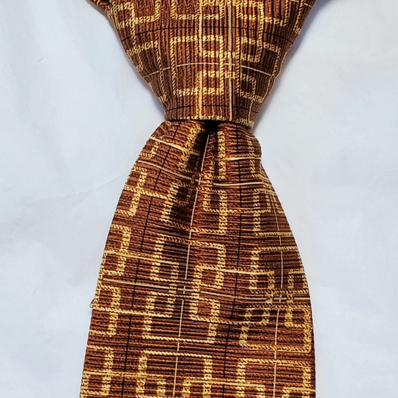 Burberry of London Necktie - Picture 1 of 5